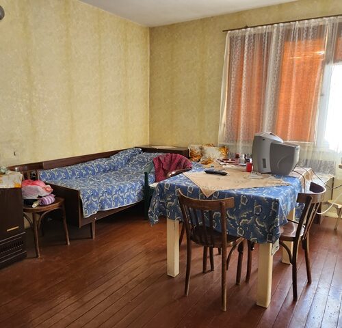 4-стаен, Център, Търговище, 120кв.м.